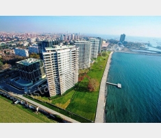 Ataköy'de Satılık 1+1 99 m2 Deniz Manzaralı Büyük Tip Daire